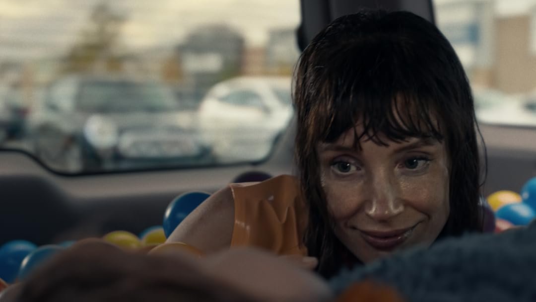 Imagem de Outra Mamãe usada para comparar o final do filme com o final do livro de Josh Malerman