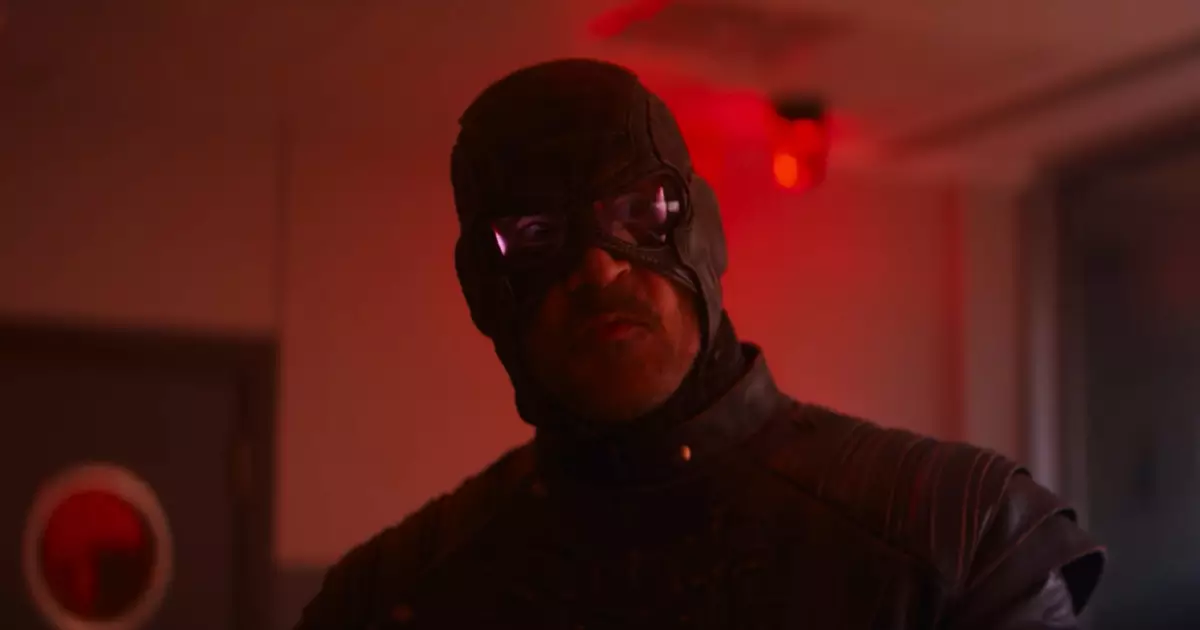 Cena de VisionQuest, série da Marvel no Disney+, com Visão e personagens do episódio 1 e 2