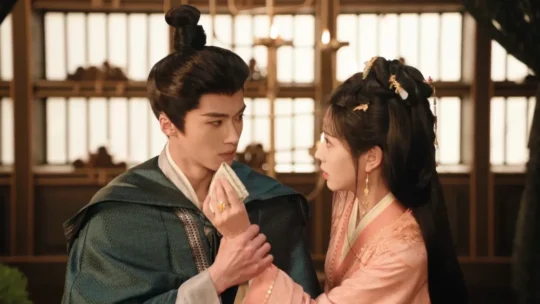 Tian Xiwei e Yan An em A Noiva da Presilha Dourada, série chinesa da Netflix